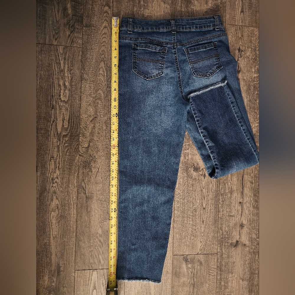 Epic Threads High Rise Blue Jeans - Picture 6 of 7